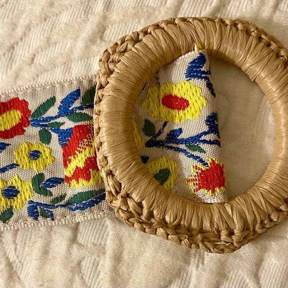 POL Cream and Yellow Boho Belt With Flowers Size OS NEW IN Package - Picture 9 of 11